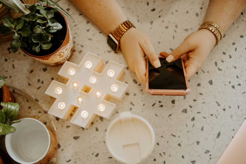 5 Ways to Stand Out On Social Media - Leena Emily Creative